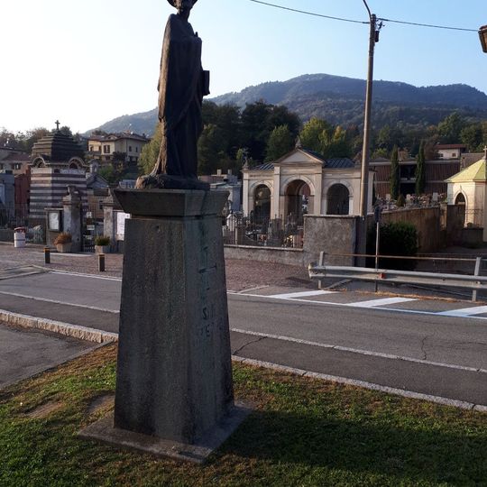 Monumento a San Pietro