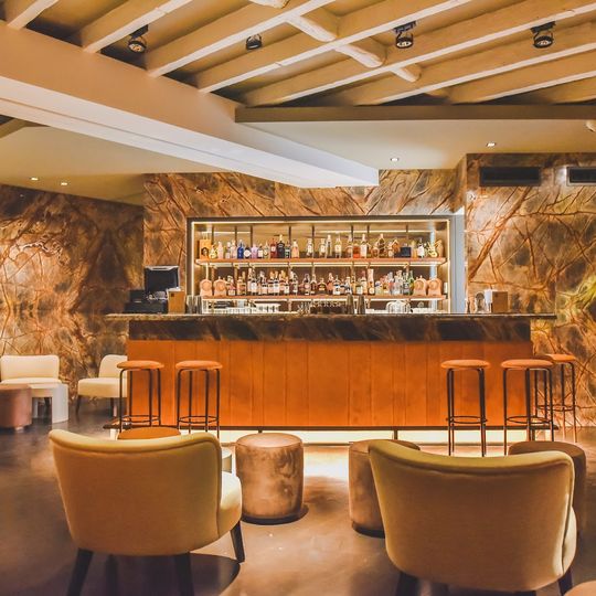 The Royal Cocktail Club