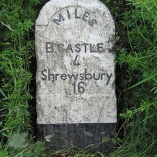 Milestone Approximately 15M North-West Of Quarry Cottages