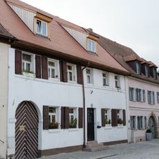 Rosenstraße 11 a, 11 b