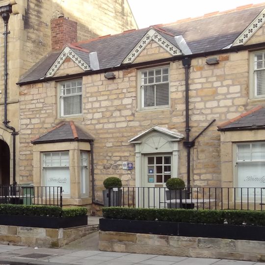 20, Bondgate Without