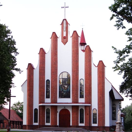 Kościół św. Stanisława Biskupa i Męczennika w Racławicach