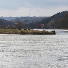 Ostrov proti VUAB Pharma Roztoky