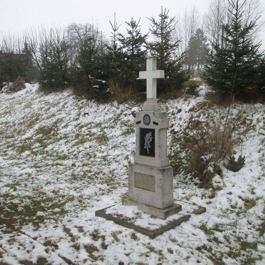 Kříž jižně od Velkého Malahova