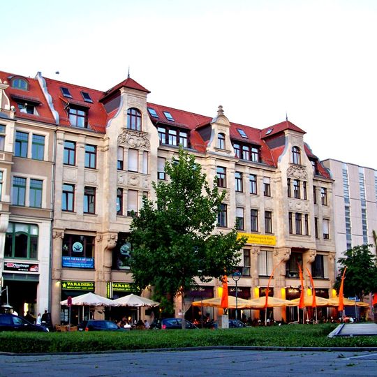 Mietshaus Gottschedstraße 4