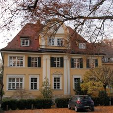 Zweifamilienhaus