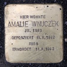 Stolperstein en memoria de Amalie Wnuczek