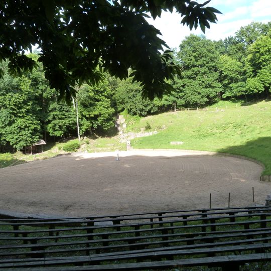 Gennes amphitheatre