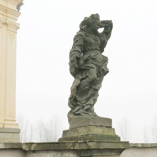 Socha alegorie Lehkomyslnost na terase špitálu v Kuksu