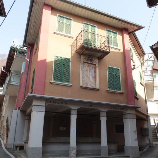 Lavatoio V. Ferrario