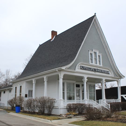 Fenton Museum