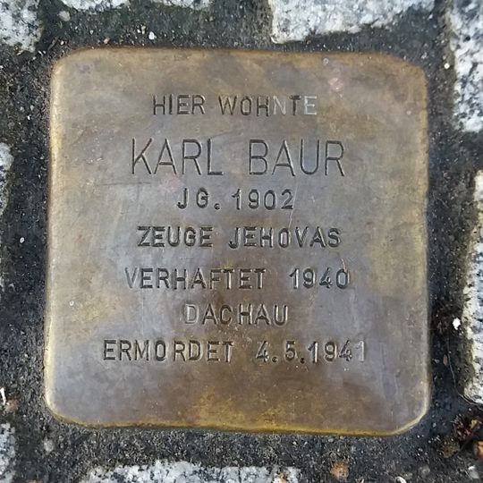 Stolperstein à la mémoire de Karl Baur