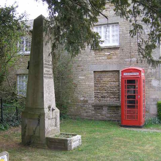 K6 Telephone Kiosk At North End Of Home Farmhouse