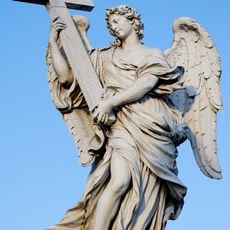 Engel mit dem Kreuz