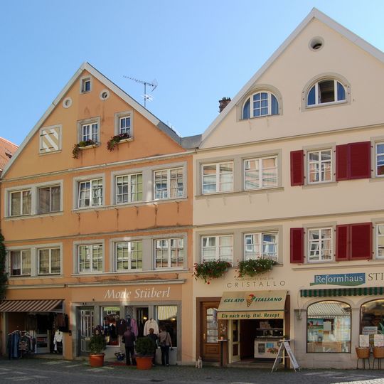 Wohn- und Geschäftshaus