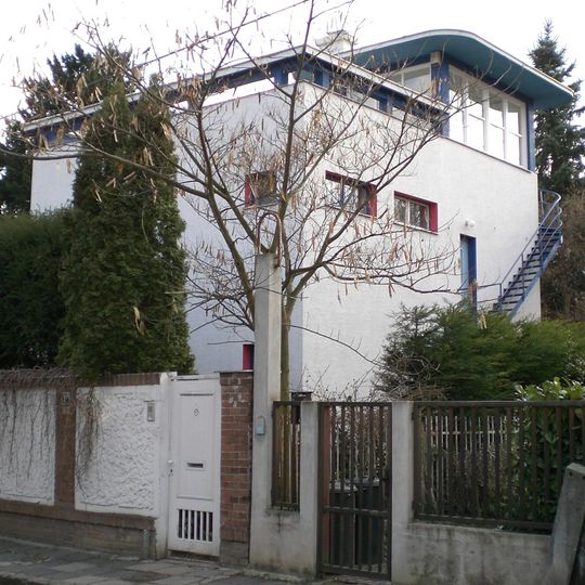 Wohnhaus in der Napraforgó-Straße 20
