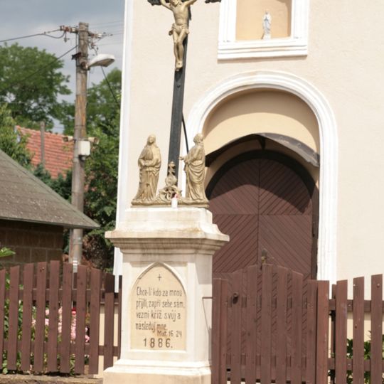 Kříž v Kladorubech