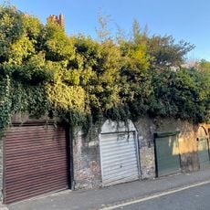 Garden Vaults To Numbers 3 And 4