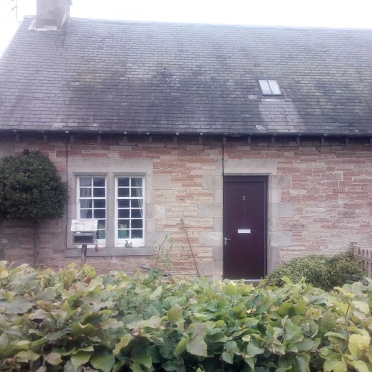 5 Bonjedward Cottages, Bonjedward House