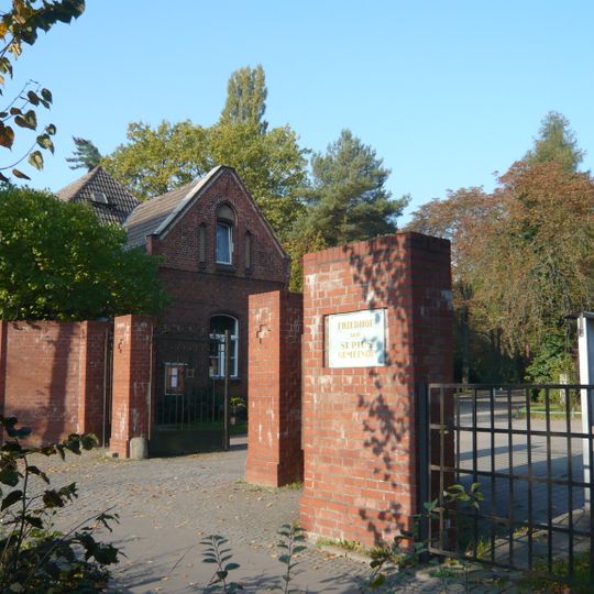 St.-Pius-St.-Hedwig-Friedhof