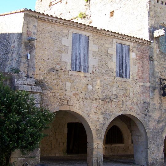 Maison attenante au Relais Henri IV, ouest