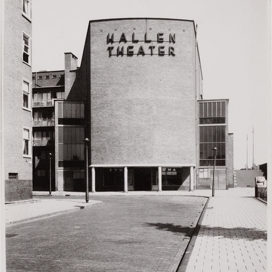 Hallen Theater