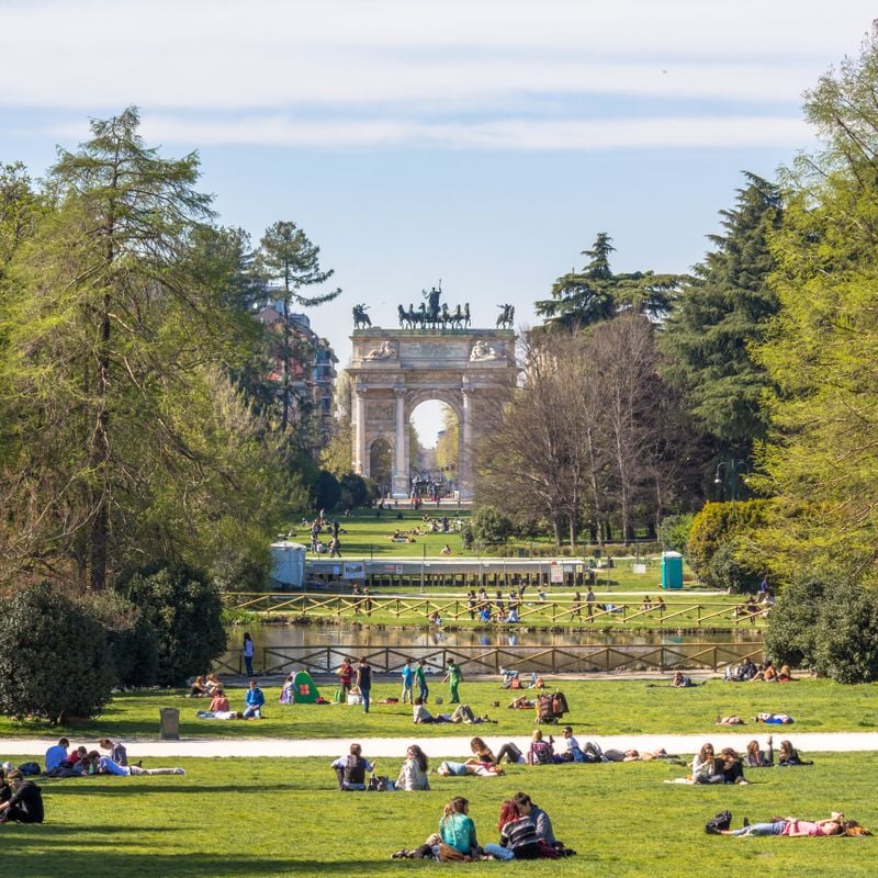 parco-sempione-parc-urbain-au-centre-de-milan-italie