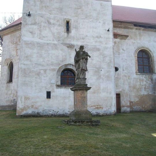 Socha svatého Jana Nepomuckého v Krsech