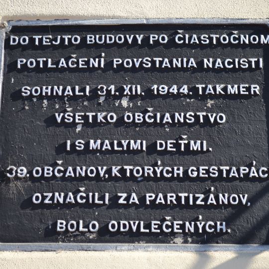 Pamätná tabuľa SNP