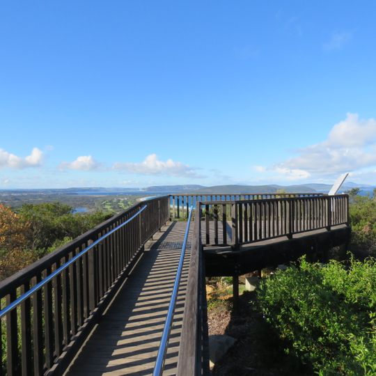 Apex Lookout, Albany