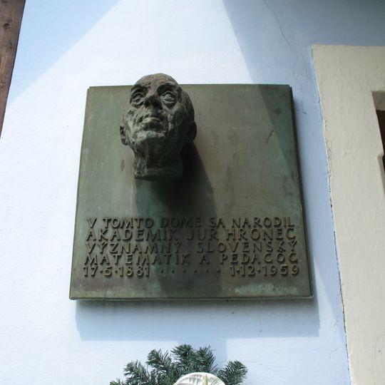 Rodný dom Juraja Hronca, tabuľa pamätná