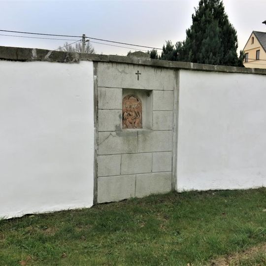 Kaplička XIV. zastavení křížové cesty v Bílém Kostele nad Nisou