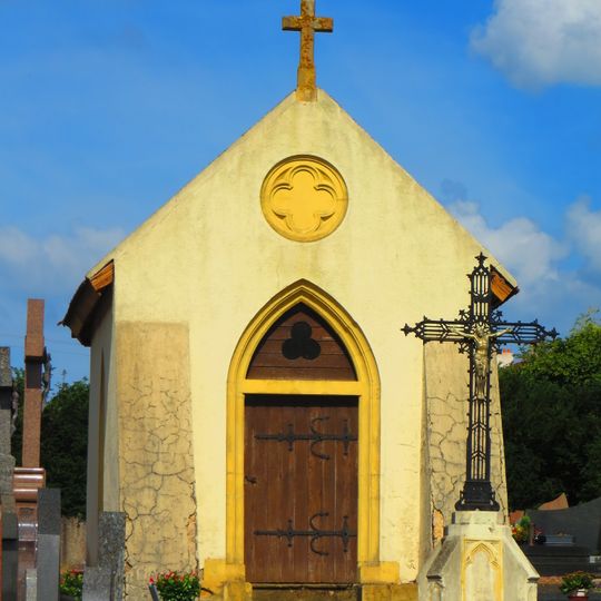 Chapelle du cimetière de Bousse