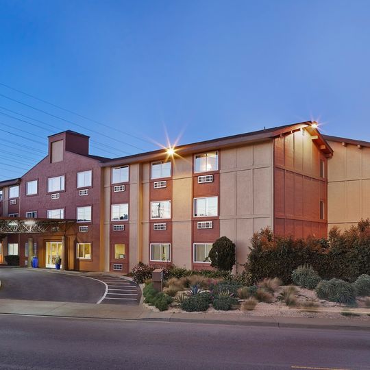 Hotel Focus SFO