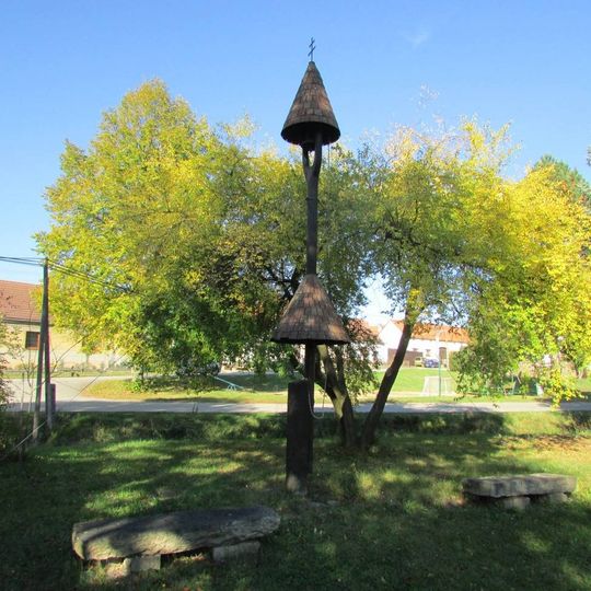 Zvonička v Nevcehlích