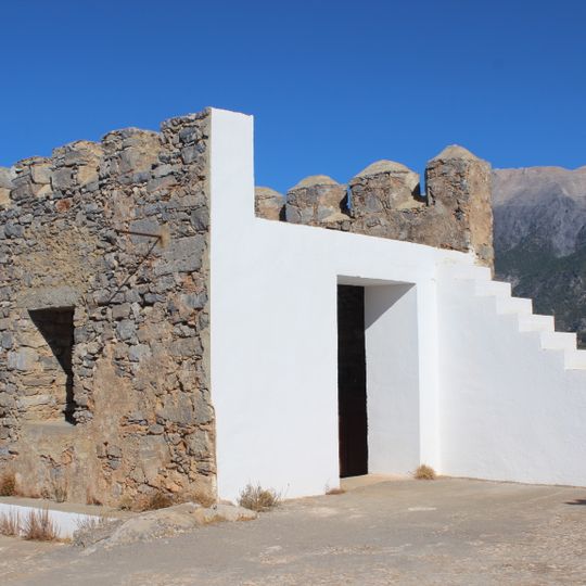 Mikros Koules of Loutros