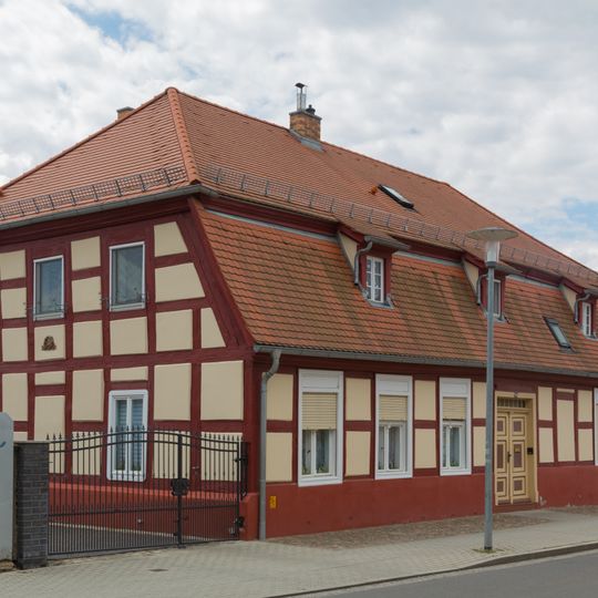 Karl-Marx-Straße 96