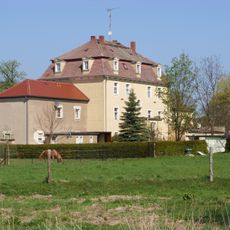 Herrenhaus mit nördlichem Seitenflügel (Einzeldenkmal zu ID-Nr. 09304555) Lauske 1