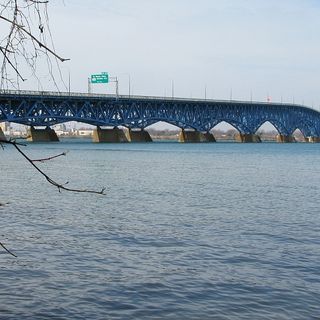 North Grand Island Bridge