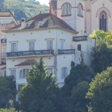 Torre a la plaça de l'Església, 6