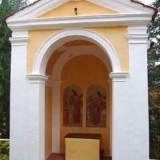 Výklenková kaple Kalvárie v Češticích (SV)