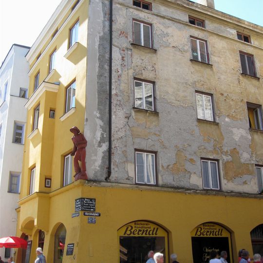 Wohn- und Geschäftshaus