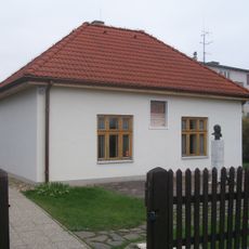 Rodinný dom spisovateľa, dom pamätný