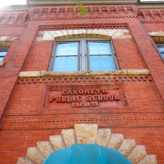 David Landreth School