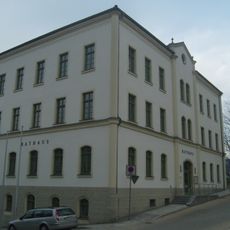 Town hall (former town school) Kirchstraße 5
