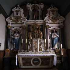 Retable du maître-autel à La Selle-en-Luitré