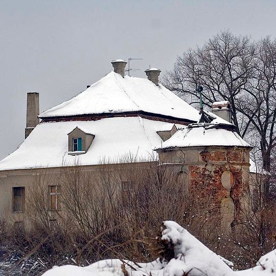 Pałac, Kożuchowska 67 w Chotkowie