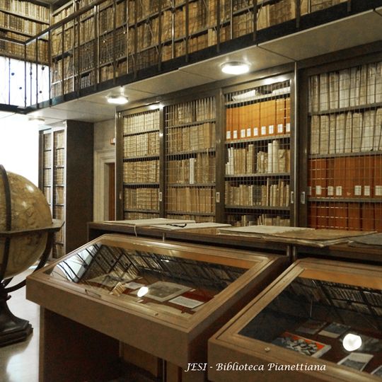 Biblioteca comunale Planettiana