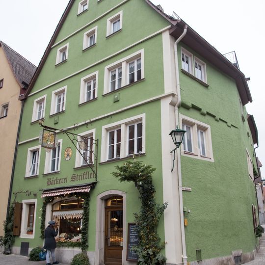 Untere Schmiedgasse 1