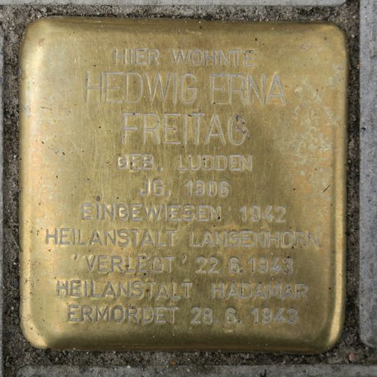 Stolperstein en memoria de Hedwig Erna Freitag